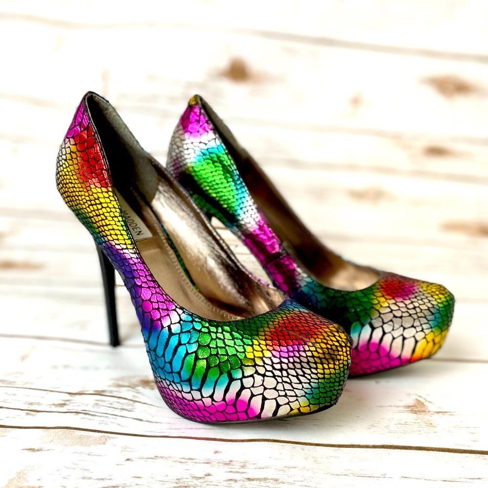 Rare Steve Madden Rainbow Platform Heels, Size 9, Metallic, Snake Print